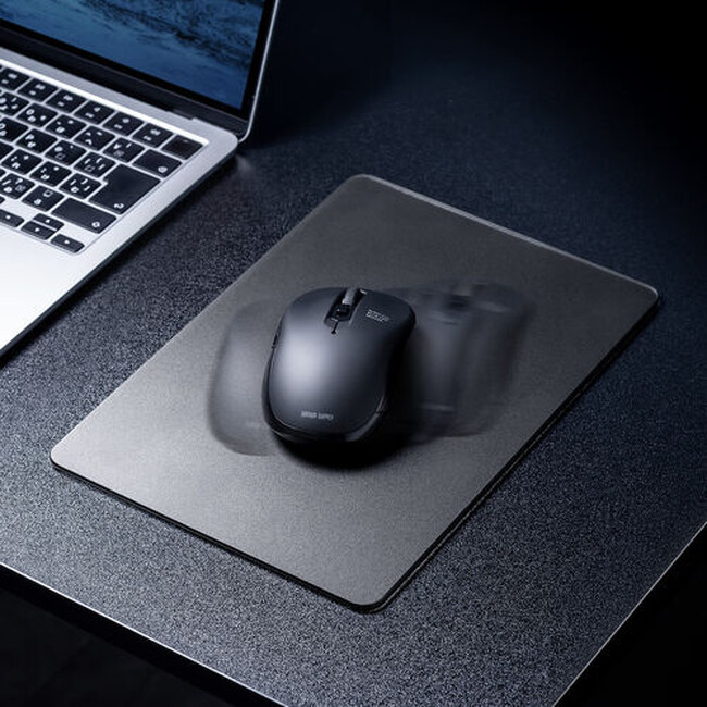 スムーズなマウス操作と高い強度を実現!人気のガラスマウスパッドにSサイズが新登場