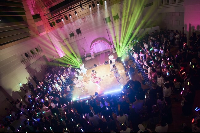 ラジオ冠番組3本・CDランキング4位の実績を持つ、今大注目の新星アイドルグループ Sugar(ハート)Holic、先日開催された1stワンマンライブ満員御礼で大成功！新曲公開など、重大発表を一挙解禁！