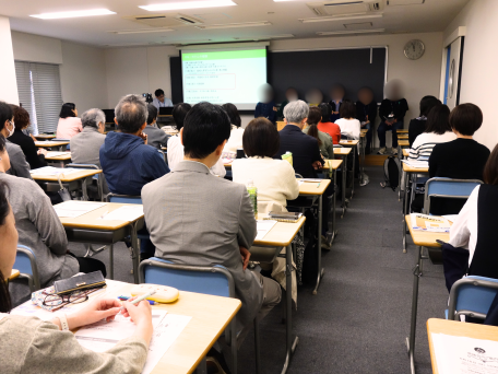 平均指導歴18年のアドバイザーが語る、『不登校・中退生 夏からの再スタート』 河合塾コスモ公開講座 「不登校・中退からの大学受験」 6月20日に対面とオンラインで開催！