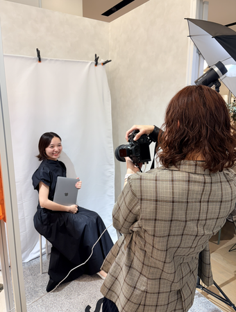 「装い」が自信と仕事の機会をつくる―lilisコンサル、AnotherADdressと共同でフリーランス女性向けプロフィール写真撮影会を開催　28名が参加
