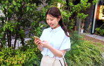 朝から30℃超の通勤に！“猛暑・酷暑”には冷たいアイテムが必須
「前年比約3倍の数量」過去最大規模で「接触冷感トップス」を展開！