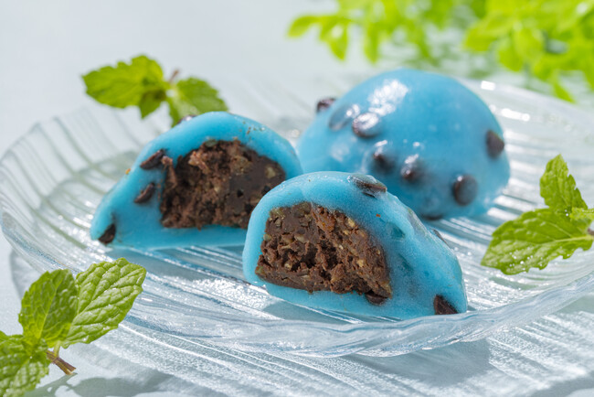 こだわりの求肥で“涼”を包む。弁才天が夏限定の涼菓「チョコミントピーナッツ大福」を発売