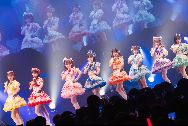 log youが初ワンマンライブで見せた“青春の記録”　初披露の新曲「青春のベールをまとって」配信決定