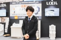 LIXIL、清掃現場の声を聞き、導入後は丁寧に伴走。「失敗させないDX」で、日本のトイレの「きれい」を守る。