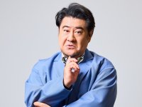 正統派シェイクスピアは断念？小手伸也がコメディ舞台で初主演