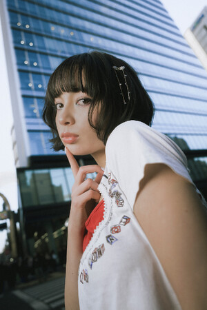 MANON、six impalaと4年ぶりのコラボレーション作「BUBBLEBEAM」配信リリース