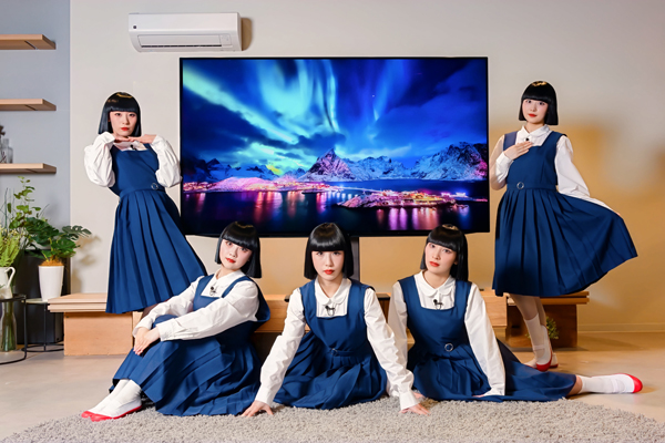 ダンスチーム「アバンギャルディ」とのコラボ企画を実施