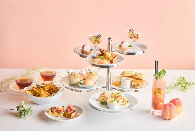 【六本木】極上の桃スイーツを味わうご褒美アフタヌーンティーが期間限定で登場！