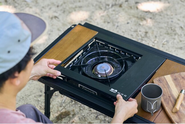 カセットコンロをIGTテーブルにすっきり設置。WAQの新作バーナーベース「WAQ MULTI BURNER BASE」が6月17日発売開始