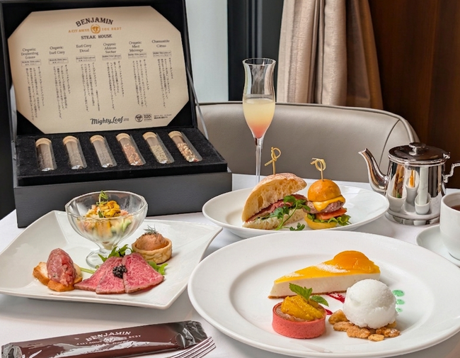 ステーキハウスならではの夏の味覚を取り入れた「夏季限定 サマーアフタヌーンティー」が大阪・梅田に登場