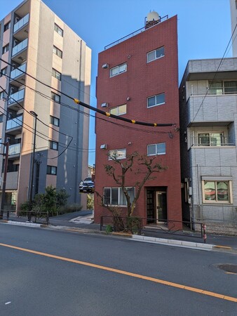 【文京区向ヶ丘】親族間トラブルで5年放置…恩恵のない「共有持分20%」のみを買取