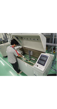 OKI、自動車部品・材料向け「JASO M 609:2024」対応塩水腐食試験サービスを開始
