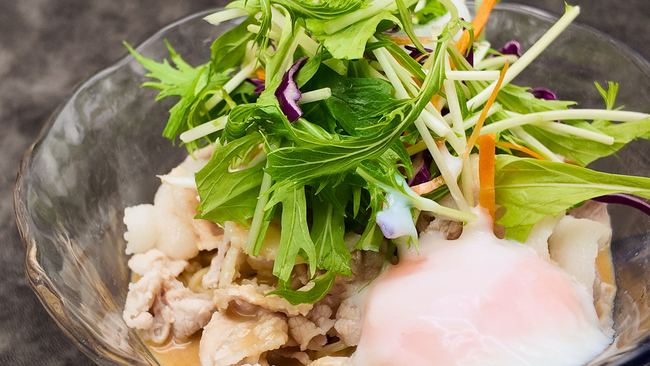 霧島ポークの旨みを味わう贅沢冷麺が登場|神戸壺中天