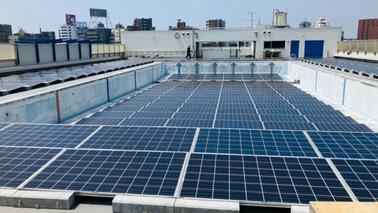 中南米6カ国の研修員が学ぶ「リユース太陽光」視察ツアー！海外からも注目される、使用済み太陽光パネルを再活用した都市型発電所「じりじりリユース発電所」へ