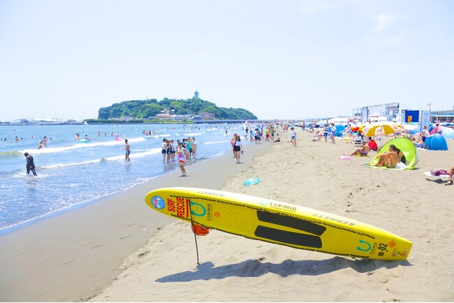 神奈川・藤沢市内3海水浴場で、海水浴場では全国初*となるGPS発信機付きライフジャケットの無料貸出を開始