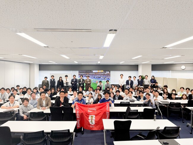 FIFAワールドカップ日本代表戦に合わせ全国5拠点で社内パブリックビューイングを実施