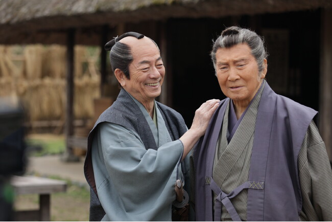 人気時代劇『無用庵隠居修行』に里見浩太朗の出演が決定！主演・水谷豊との初共演も実現！まるで大親友と再会したかのよう…水谷との初共演、減少する時代劇、『無用庵』の魅力など、里見が熱い思いを語る！