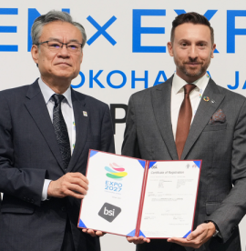 左より、GREEN×EXPO協会 河村 正人 事務総長、BSIグループ グローバル認証ビジネス プレジデント Harold Pradal(ハロルド・プラダル)
