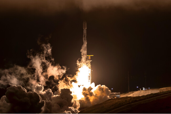 世界最大級の小型SAR衛星コンステレーションで防衛・防災を支援する「ICEYE」、新たに小型SAR衛星4基の軌道投入・初期通信に成功