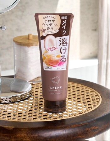 頑固メイク溶けて落ちるクレンジング「クレメ」香り付き追加発売