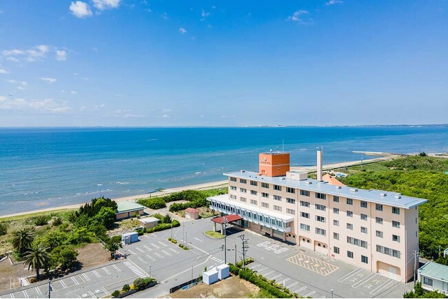 【いぬやど新掲載】愛知県・知多の伊勢湾を一望するロケーションに佇む温泉リゾートホテル「亀の井ホテル　知多美浜」～伊勢湾の絶景と天然温泉に癒される、愛犬との癒し旅