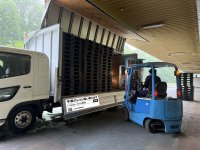 トラック荷台「アオリ内側」を広告に　運送会社の遊休スペースを収益化する新媒体を事業化