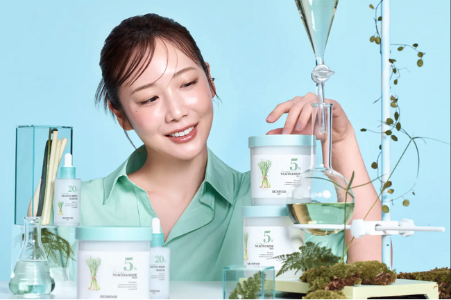 大人気美容系YouTuber「コスメヲタちゃんねるサラ」×韓国コスメブランド「SKINFOOD」共同開発！日本限定「レモングラスナイアシンアミド」が2026年7月16日（木）より待望の全国店頭販売開始