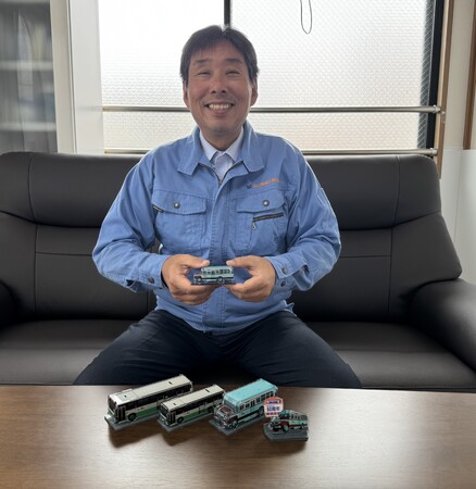 嵐電の昭和46年製レトロ車両の精密アクリル模型を制作しました
