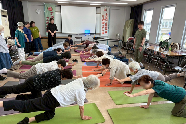 【地域密着】ダイヤ工業がシニア向け健康講座を開催！理学療法士による座学×運動指導で「健康寿命」の延伸を目指す