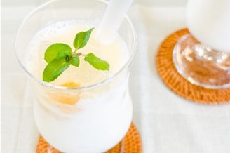 【海外品種りんご】50品種以上のりんごを栽培する飯綱町が酸味が特長の青りんご「ブラムリー」を使った飲食イベントを銀座NAGANOで開催