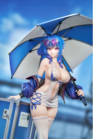 『アズールレーン』より、「セントルイス」がレースクイーン姿でフィギュア化。あみあみにて予約受付中。
