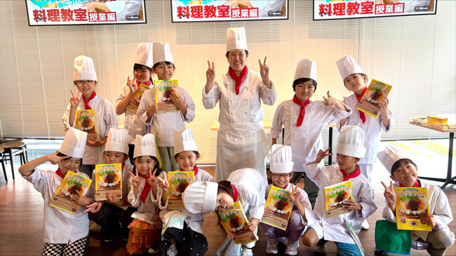 【イベント開催レポート】小学生がお鍋でごはん炊き＆おにぎらずに挑戦！『何度でもつくりたくなる！小学生からの料理のきほん』 出版記念　2026年7月5日開催