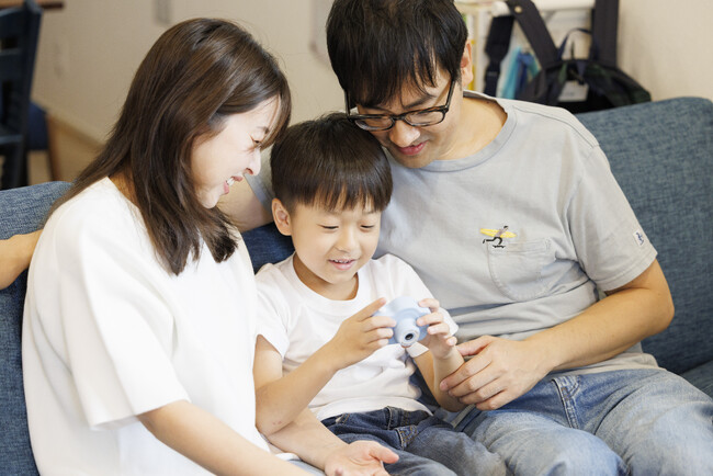 子どもカメラ「MiNiPiC(ミニピク)」が「第7回 日本子育て支援大賞2026」を受賞
