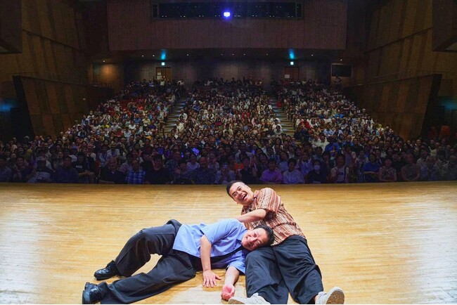 落語家が落語を封印した番組初イベント！ぶっちゃけトークで魅了した「鉄瓶・佐ん吉のコロコロラジオトークLIVE in あべの」イベントレポ