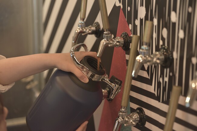 COMORIVER（コモリバ）がときがわ町のクラフトビール醸造所「Teenage Brewing」とコラボ。自分で醸造所を訪れて選ぶ「クラフトビール付き宿泊プラン」を販売します