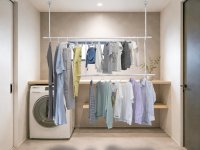 “干す場所が足りない”を解決、掛けるだけで容量2倍の「室内屋外兼用伸縮式2段ものほし LJ6494」を7/22発売