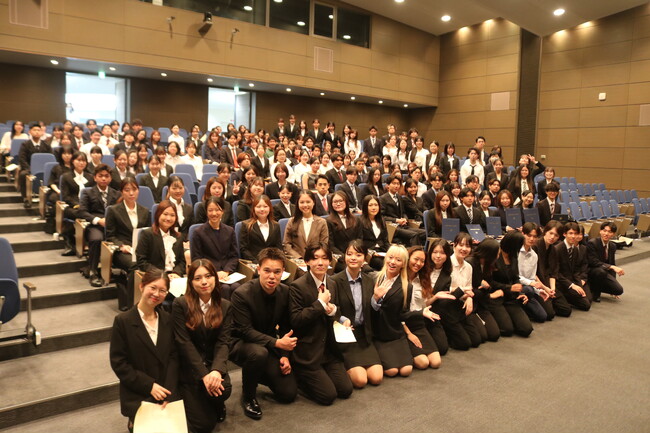 【関西外国語大学】1~3年間の長期留学に挑む151人が、壮行会で留学への決意を新たにしました
