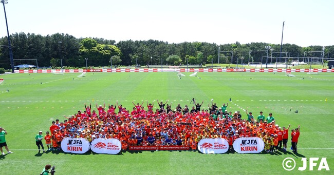 みんなでできる“ウォーキングフットボール”で、日本中を笑顔に。JFA×KIRIN共催「キリンファミリーチャレンジカップ2026 in大阪」を開催！