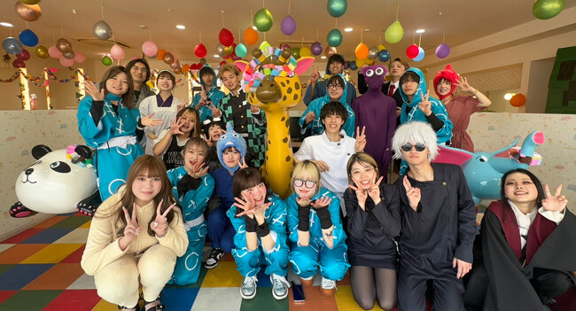 【親子で楽しめる夏休みイベント】美容室NYNYが1日限定でテーマパークにコスプレ美容師がお出迎え　ゲームやバルーンショーも