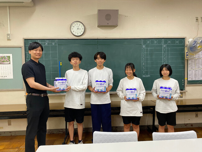 使わなくなった水筒が、子どもたちの熱中症対策に。中学生と企業がつくる新しい地域循環「ぐりんく」