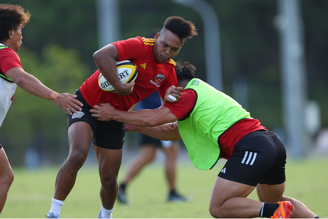 プロラグビー選手と消防職員が真剣勝負!東京サントリーサンゴリアスと市原市消防局が合同トレーニングを実施
