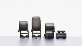 RoboPath社の多機能サービスロボット「RP-X100」(写真右)と関連ユニット RoboPath社の多機能サービスロボット「RP-X100」(写真右)と関連ユニット