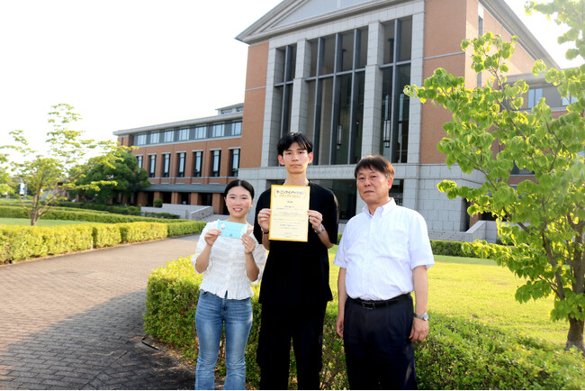 【関西外国語大学】小学生のAI活用プロセスを可視化して教員の指導を支援する学習支援システムに関する研究で、『ラーニングイノベーショングランプリ』の奨励賞を受賞しました