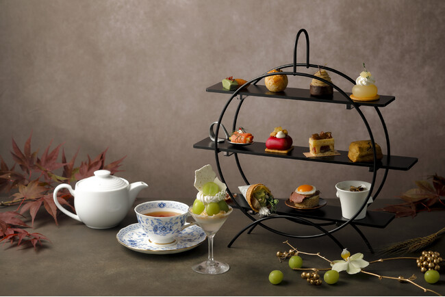 琵琶湖マリオットホテル　シャインマスカットと滋賀の実りを味わう秋色アフタヌーンティー「Autumn Afternoon Tea -秋色に染まる滋賀の恵み-」を発売