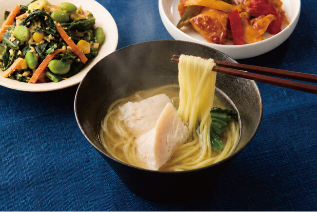 タンパク質30g以上の新作ラーメンセットが登場！マッスルデリから「生姜香る海鮮だしの鶏塩ラーメンセット」を8月新発売