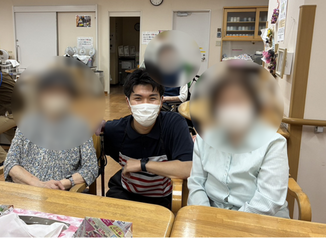 株式会社イースト・デイリー、社内研修「ふれあい介護体験」を実施