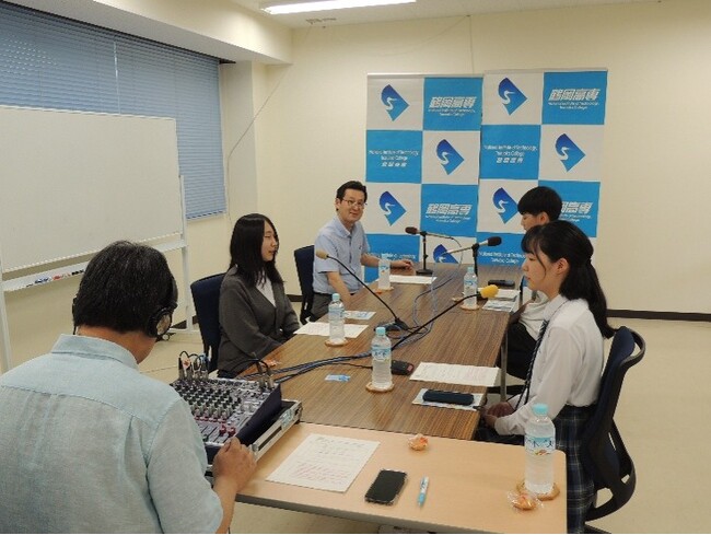 【鶴岡高専】エフエム山形のラジオ番組に高専生が出演