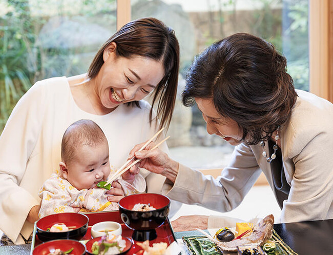 【明治記念館】お子様の健やかな成長を願う「お食い初め記念日プラン」ご予約受付中！ 個室でのお食い初め料理・記念写真がセットになった、ご家族の大切な節目を彩る特別プラン