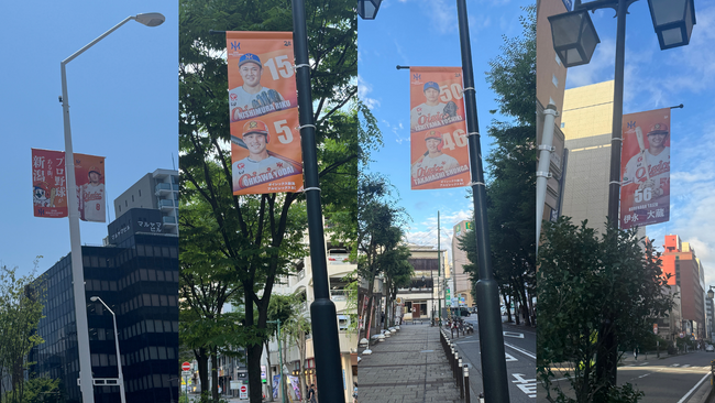 【オイシックス新潟】新潟市中心部に過去最大級110枚の選手フラッグを掲出 「にいがた2km」推し活歓迎プロジェクトと連携