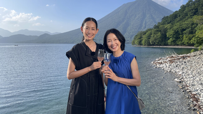 羽田美智子&原沙知絵が 涼と歴史、絶品地酒を巡るプライベート感満載の二人旅